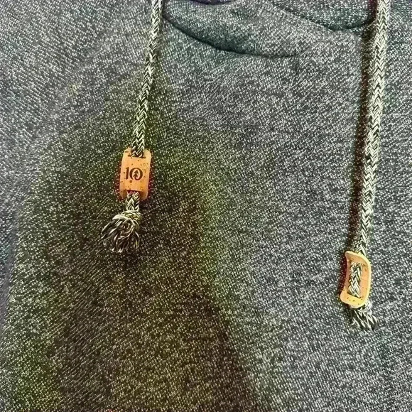 Tentree Burney Hoodie, EUC, size extra small, Meteorite Black Heather - Picture 2 of 5